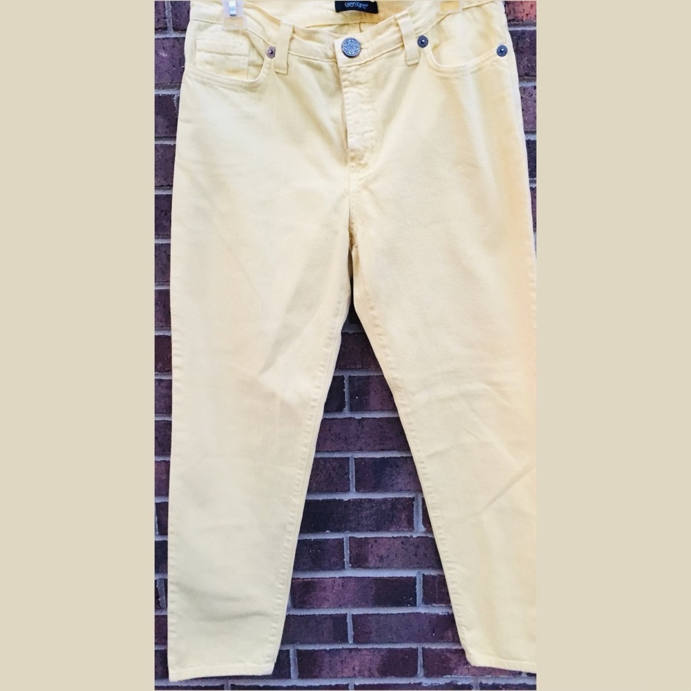 Karen Kane • Yellow skinny/Capri Jeans | 10